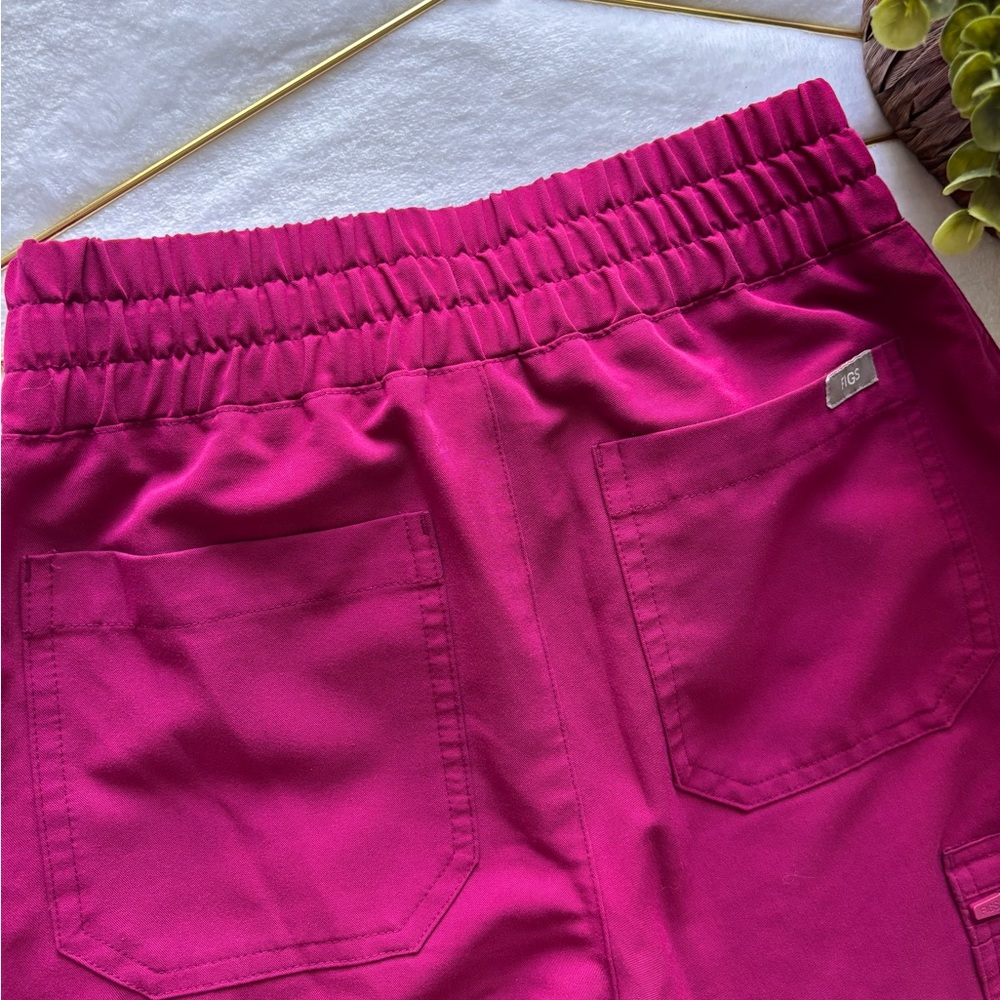High Waisted Yola Scrub Pants || Dark Magenta || Figs - Picture 3 of 6